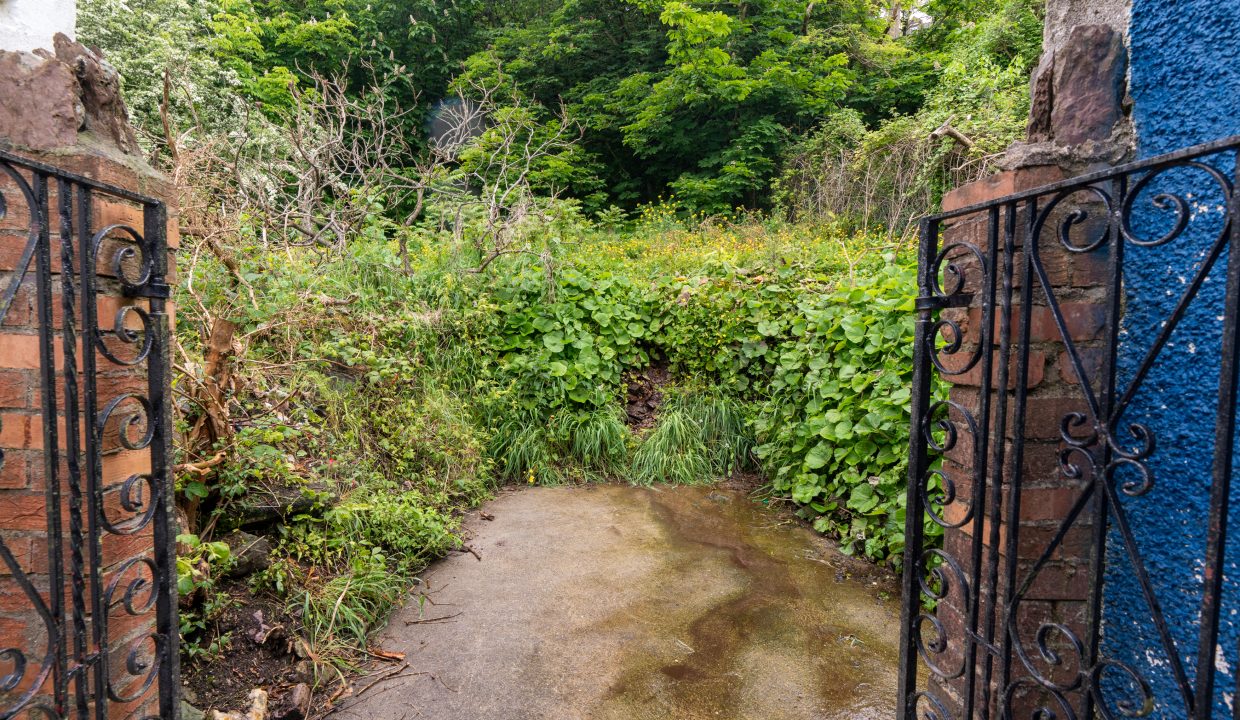 10 Windsor Cottages - exterior-4