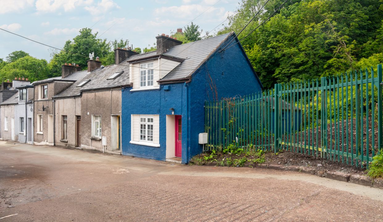 10 Windsor Cottages - exterior-6