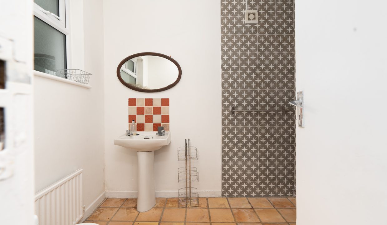 10 Windsor Cottages - interior-6