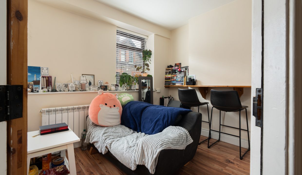 58 Evergreen Street - interior-1