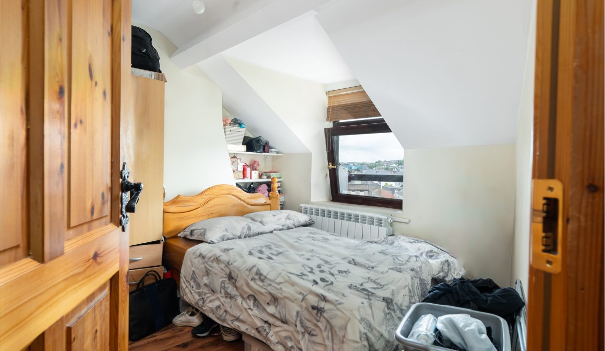 58 Evergreen Street - interior-13