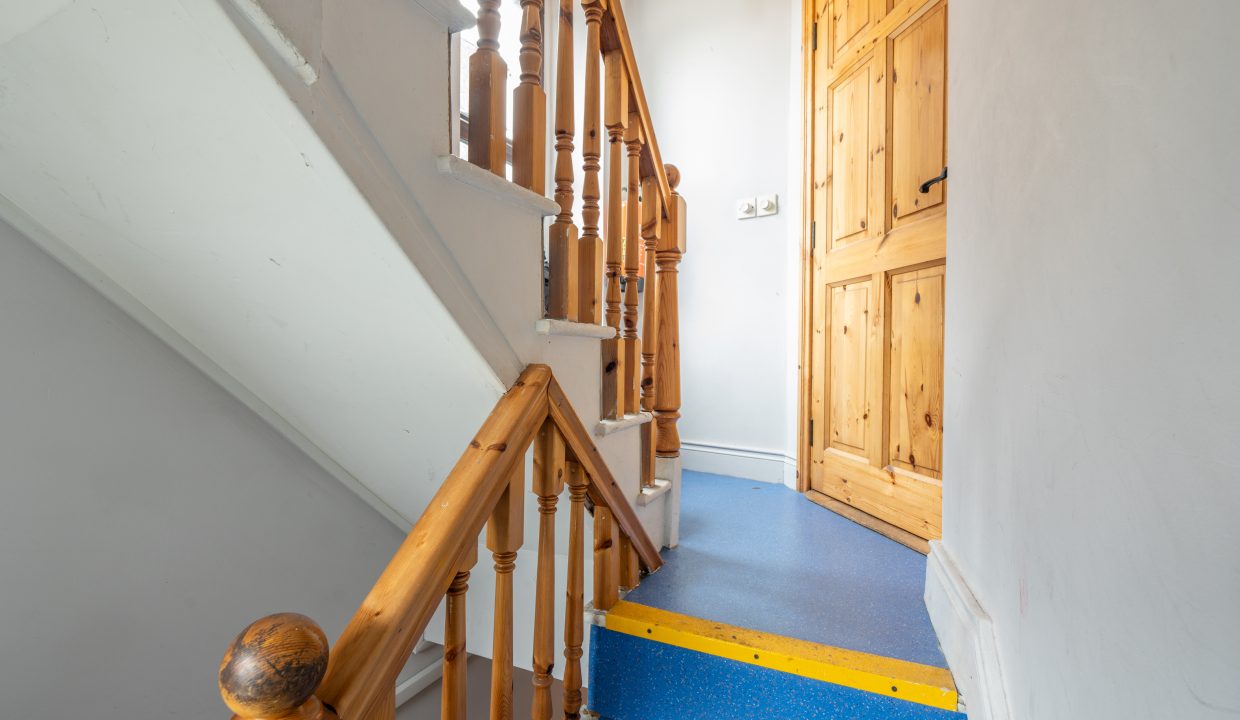 58 Evergreen Street - interior-19