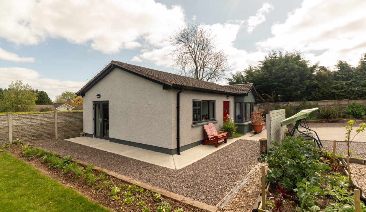 Weavers Square, Rathcooney, Glanmire - exterior-15