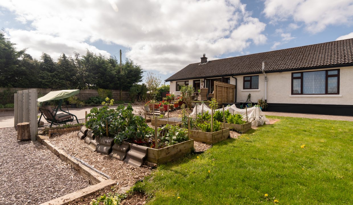Weavers Square, Rathcooney, Glanmire - exterior-19