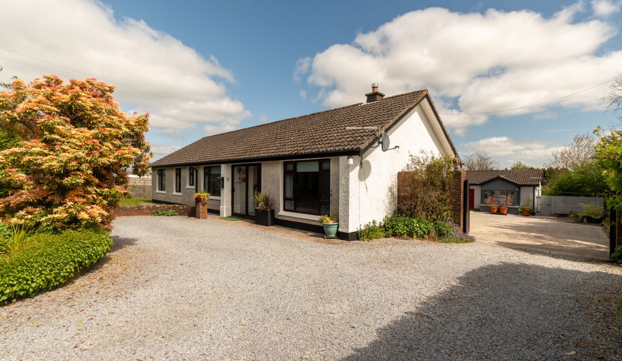 Weavers Square, Rathcooney, Glanmire - exterior-2