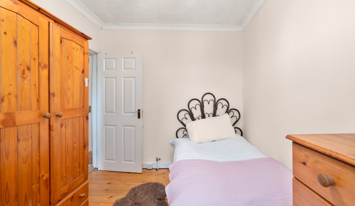 7 Chapel Hill, Roman Street - interior-16