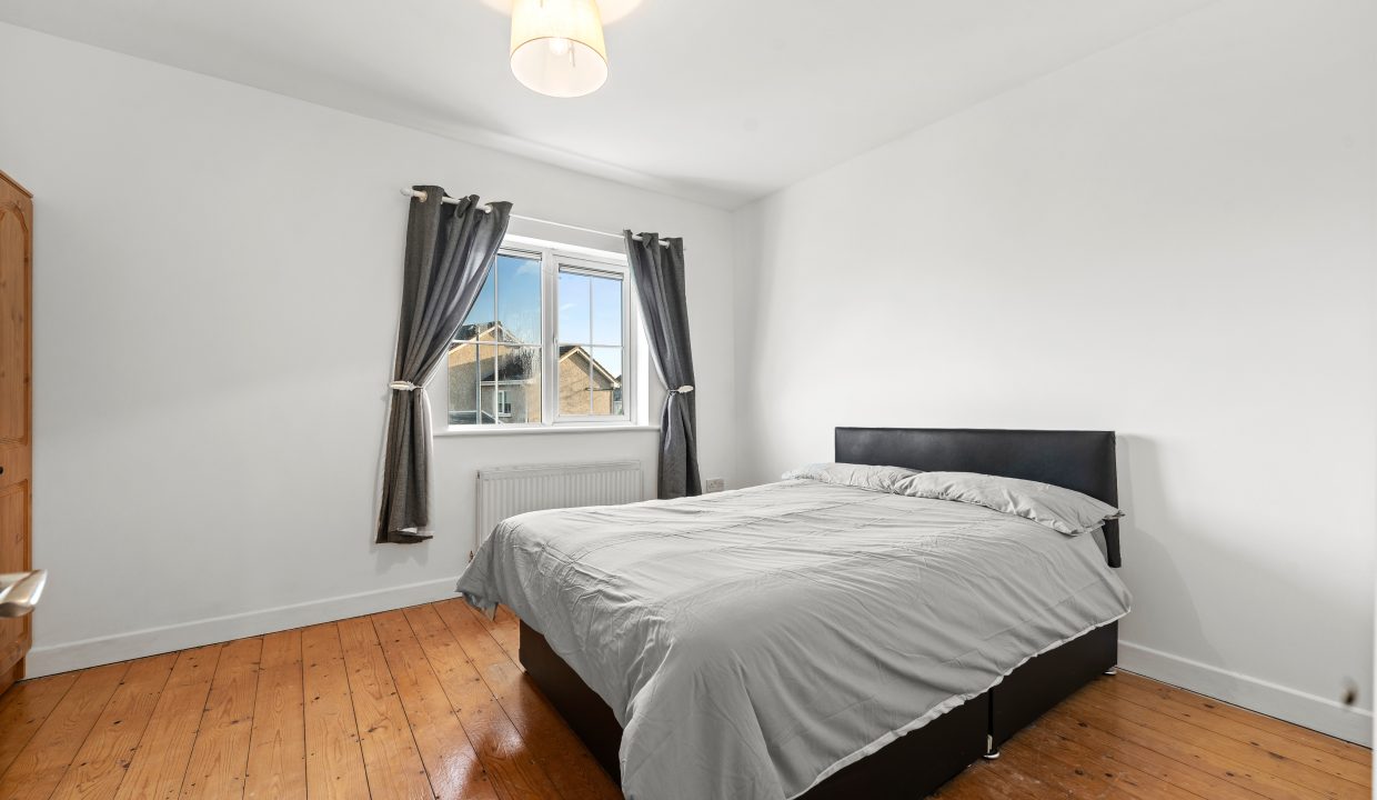 4 The Laurels, Carrigtwohill - interior-13