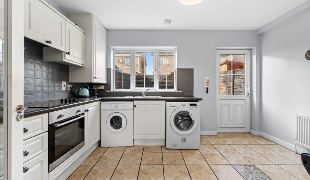 4 The Laurels, Carrigtwohill - interior-7