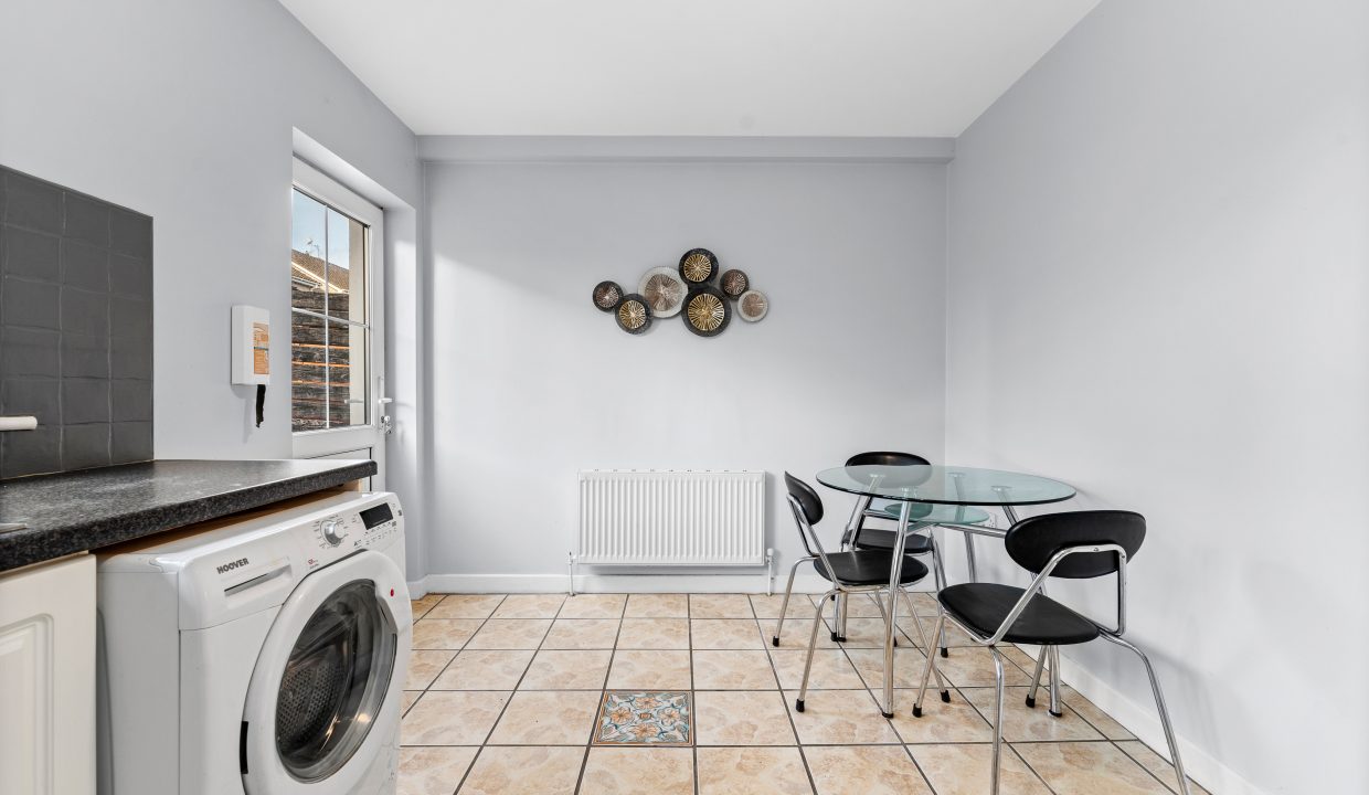 4 The Laurels, Carrigtwohill - interior-9