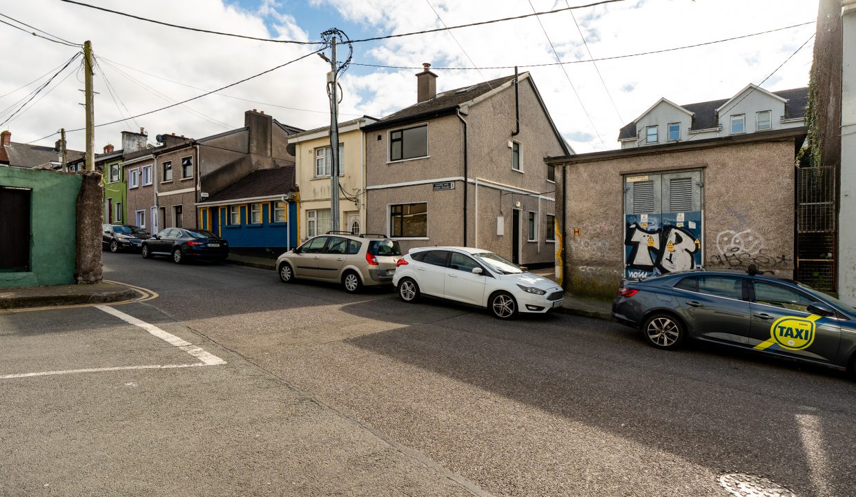 31 Reed Square - exterior-2