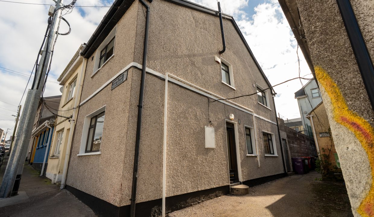 31 Reed Square - exterior-3