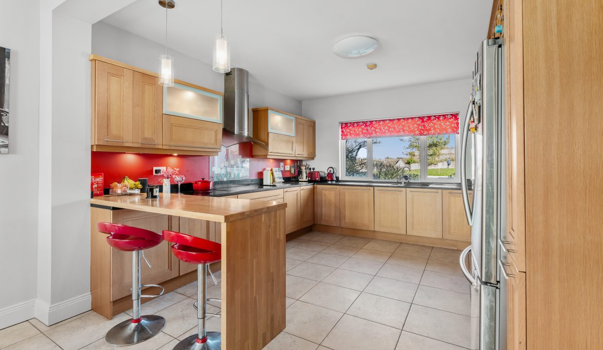 33 Radharc na Tuaithe - interior-28