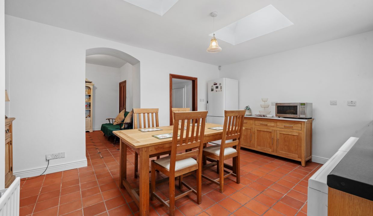 8 Mount View Terrace - interior-10