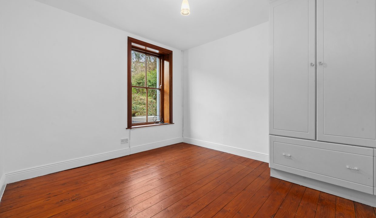 8 Mount View Terrace - interior-17