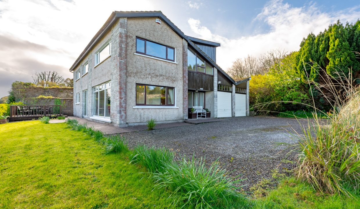 04.14 49 Norwood Court, Rochestown, Cork - ERA - H-Pix WEB 06