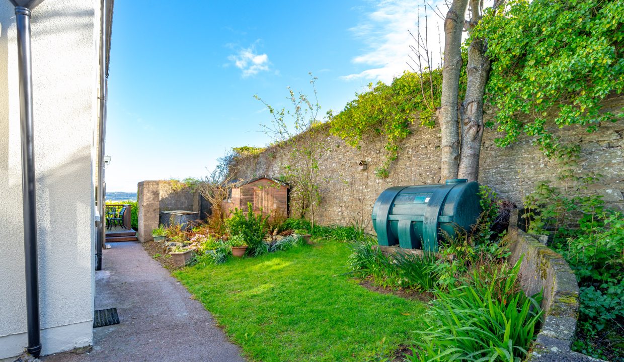 04.14 49 Norwood Court, Rochestown, Cork - ERA - H-Pix WEB 10