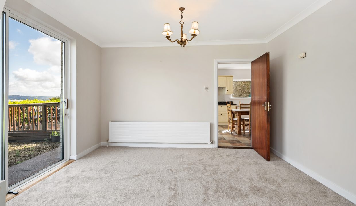 04.14 49 Norwood Court, Rochestown, Cork - ERA - H-Pix WEB 28