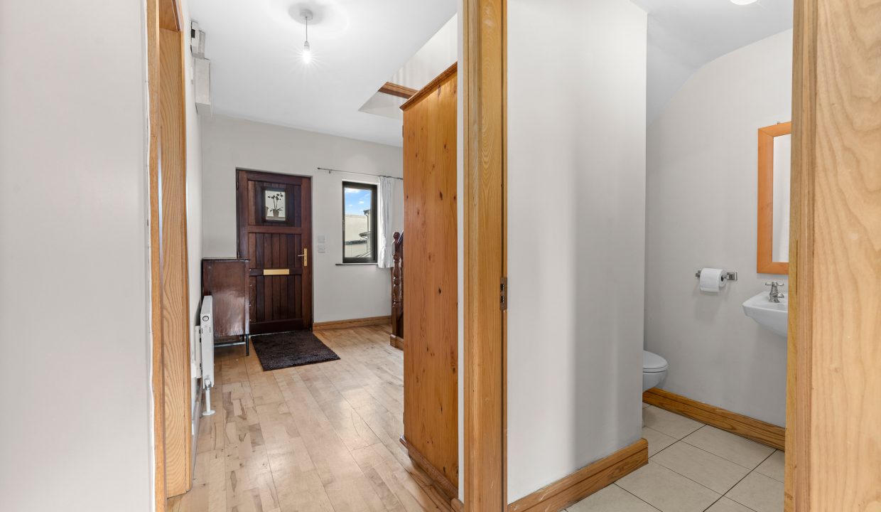 4 The Square, Buttery Court, Mallow - interior-2