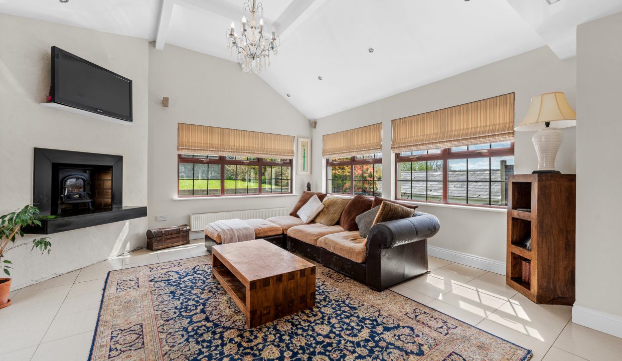 7 Edgewood - interior-21