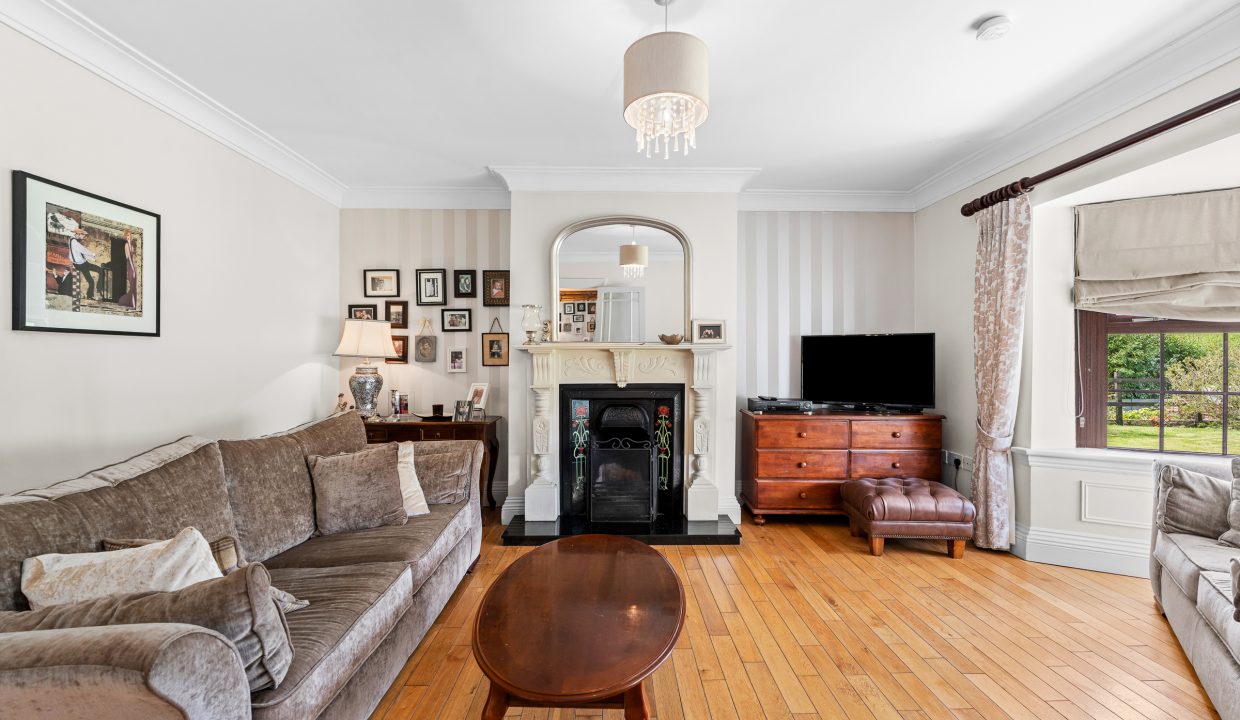 7 Edgewood - interior-25