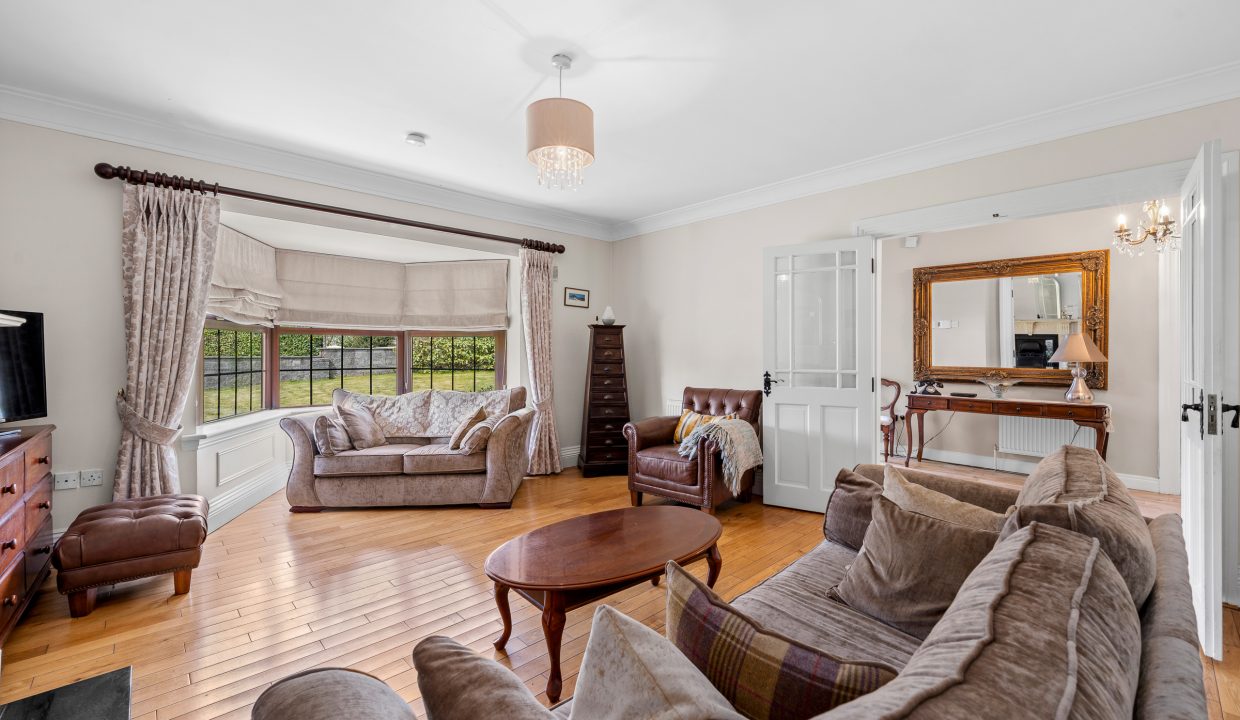 7 Edgewood - interior-26