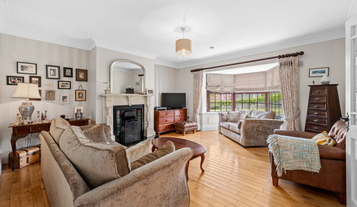 7 Edgewood - interior-27