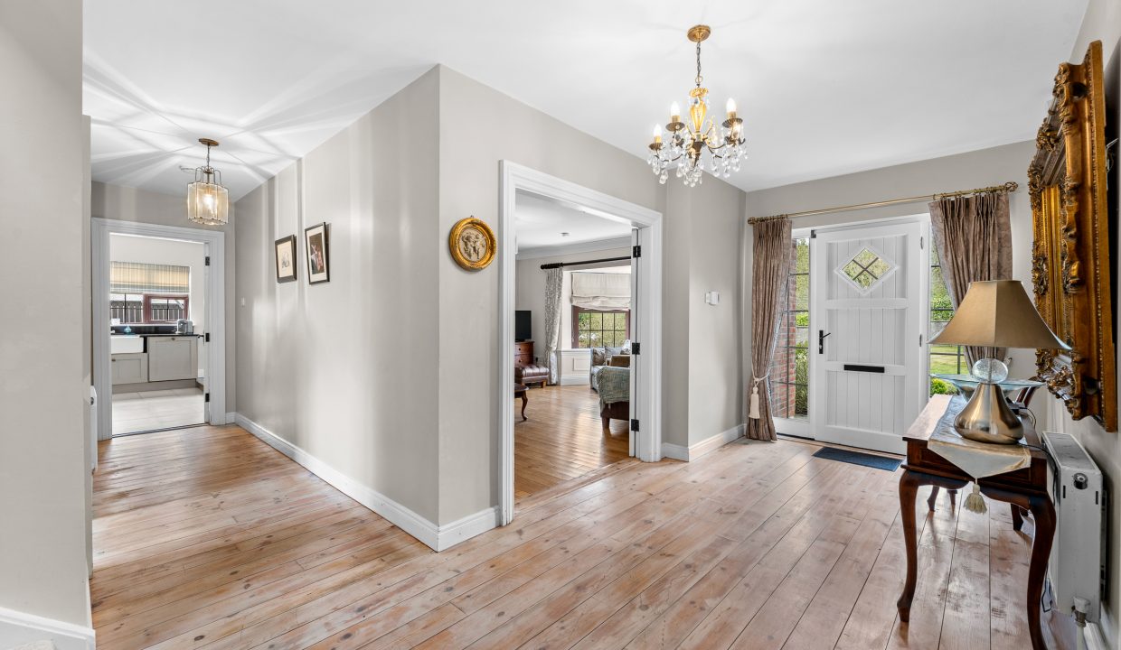 7 Edgewood - interior-29