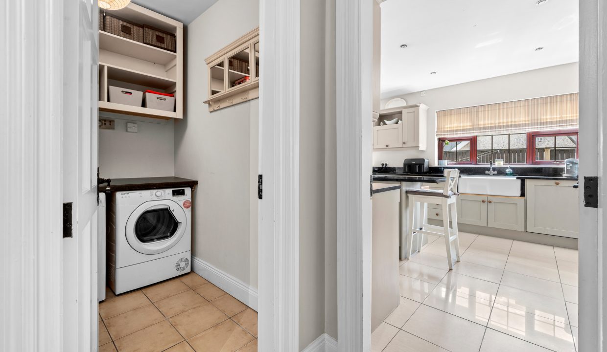 7 Edgewood - interior-30