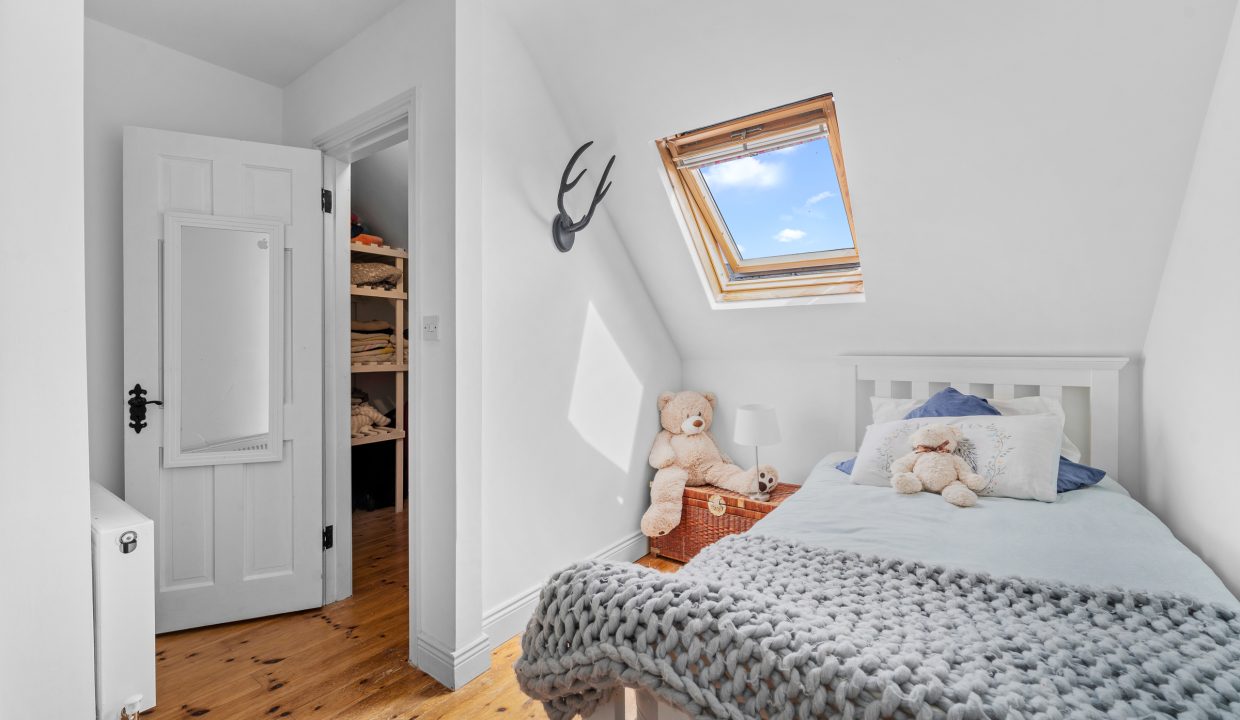 7 Edgewood - interior-43