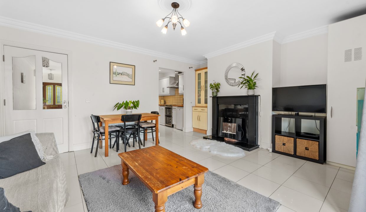 92 Clarkes Wood, Mount Oval - interior-10