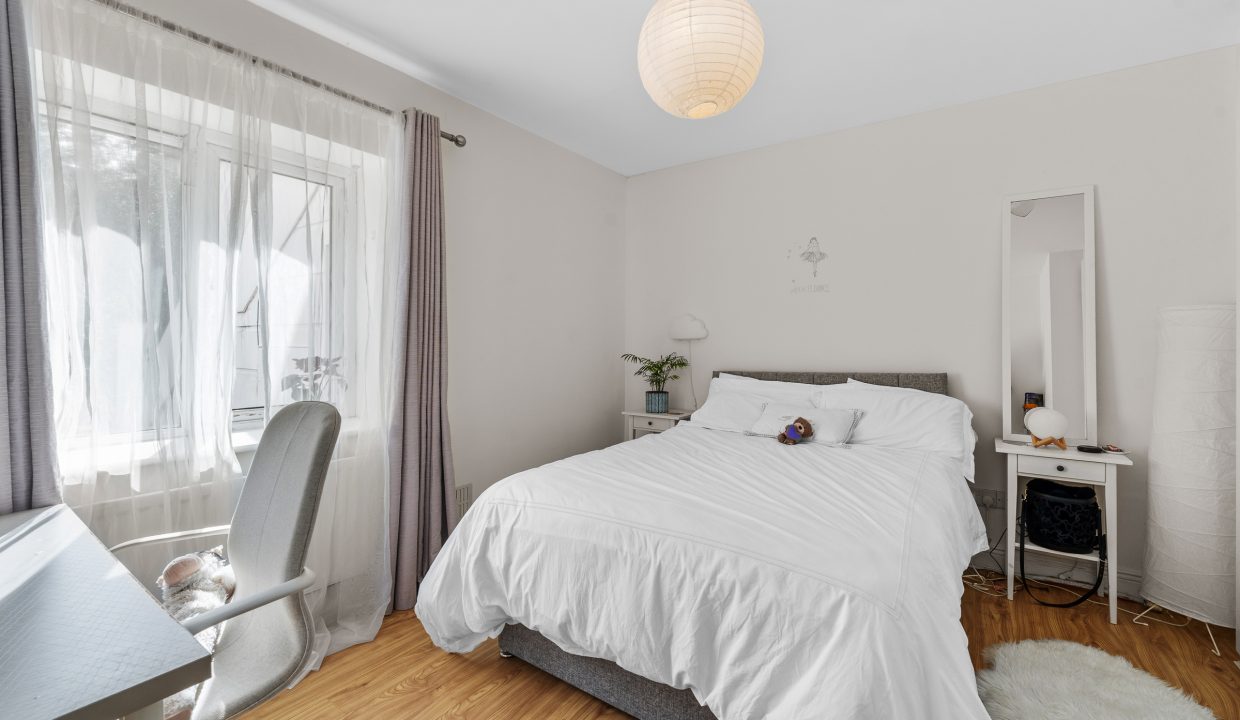 92 Clarkes Wood, Mount Oval - interior-3