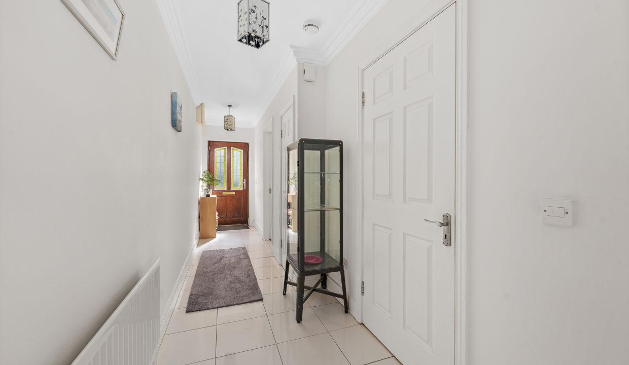 92 Clarkes Wood, Mount Oval - interior-5