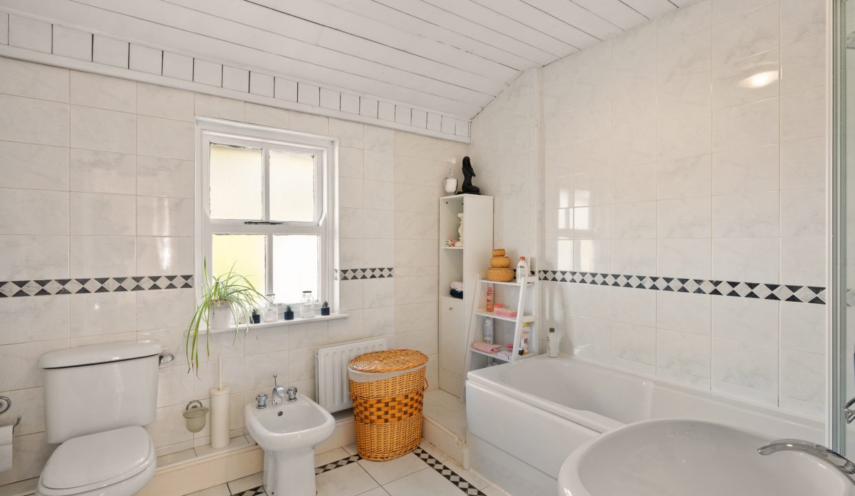 Coach House, Dunkettle, Glanmire - H-Pix-36