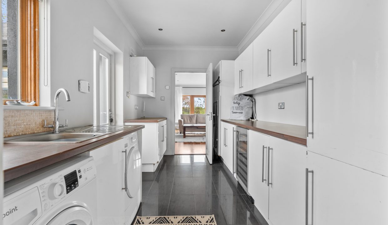 West Acre, Waterfall - interior-16