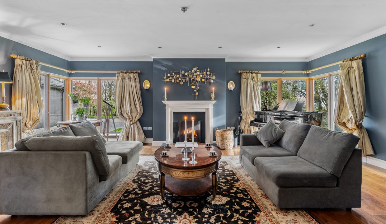 West Acre, Waterfall - interior-31