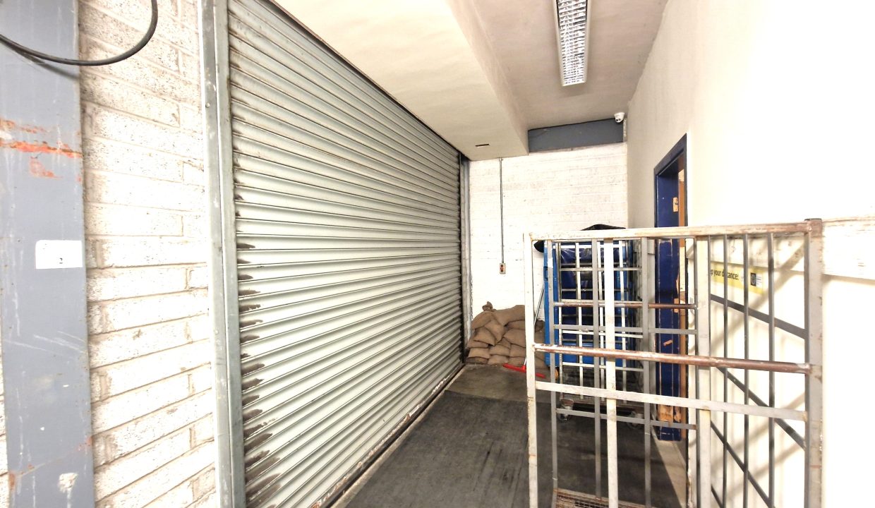 loading area
