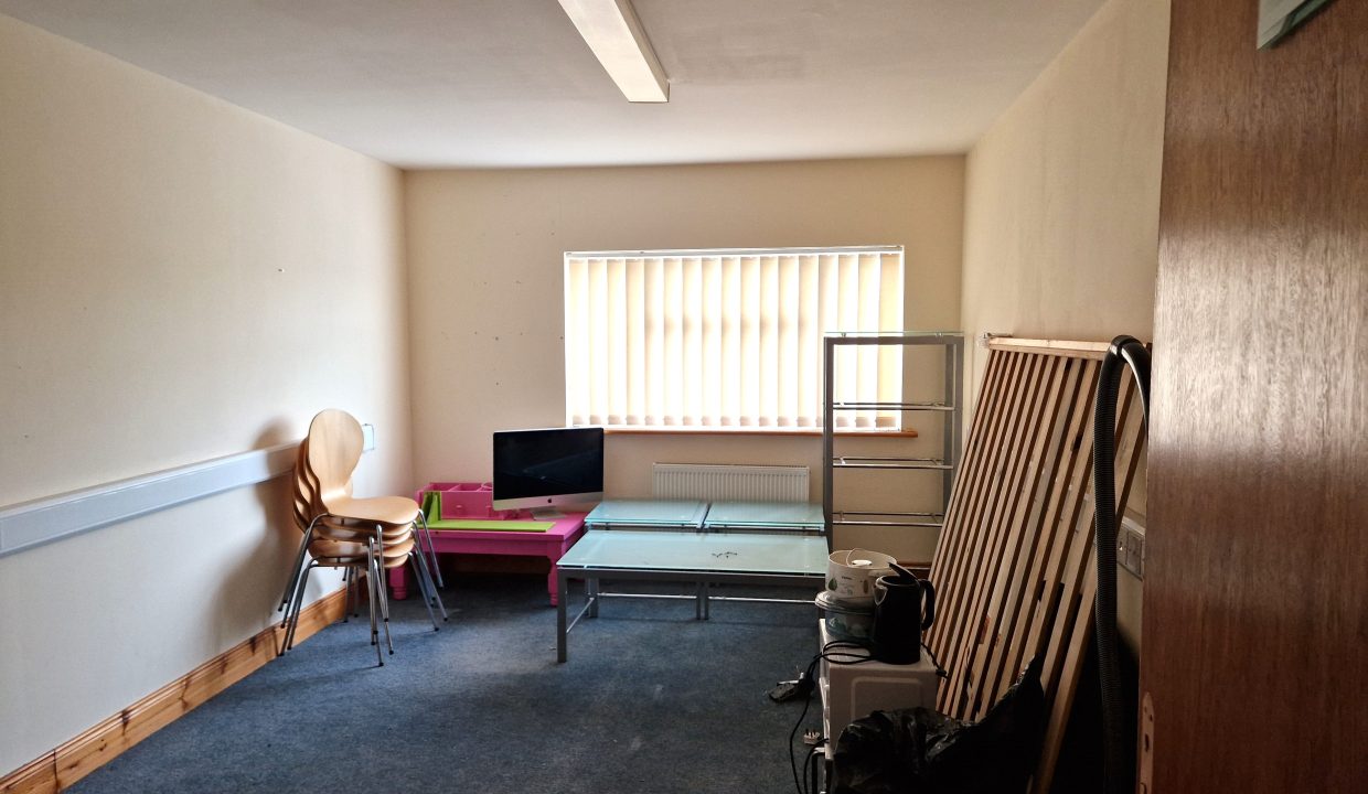 mezz office 4
