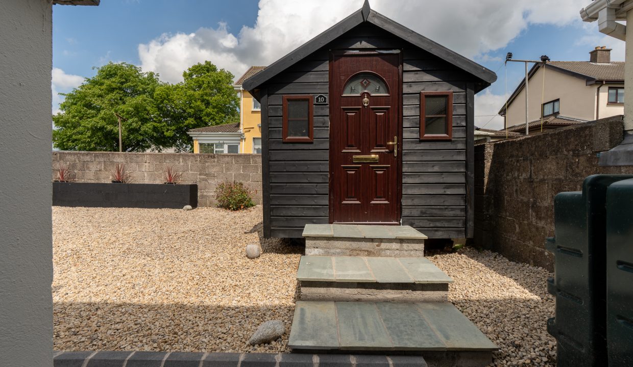 10 Glenthorn Road - exterior-11