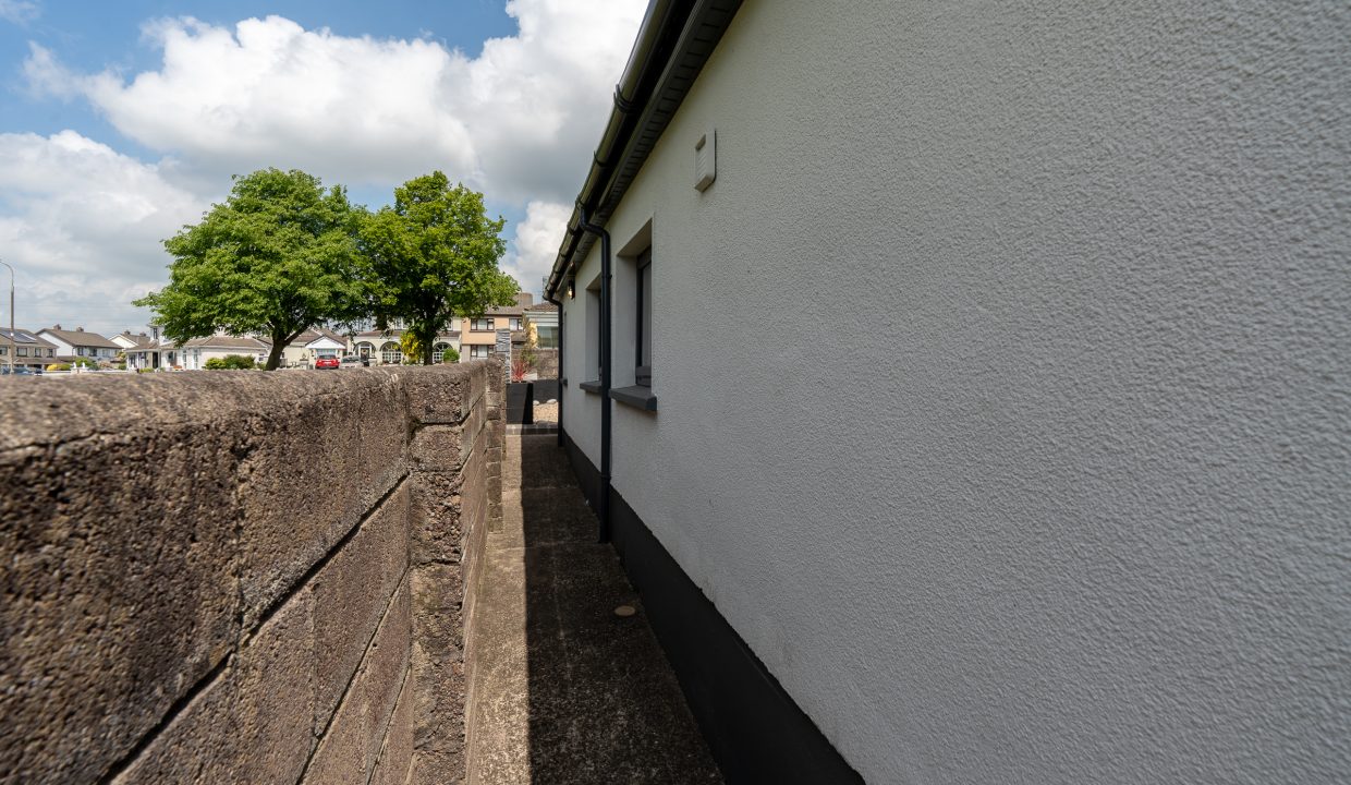 10 Glenthorn Road - exterior-7