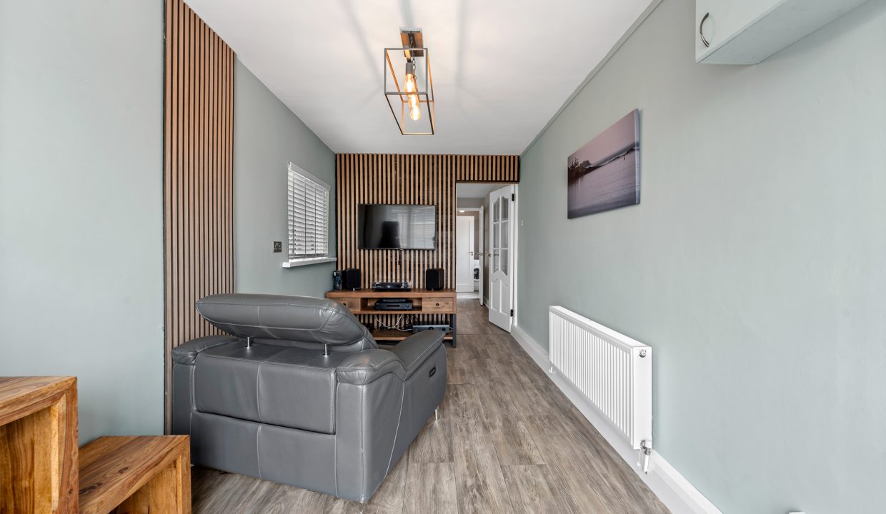 10 Glenthorn Road - interior-13