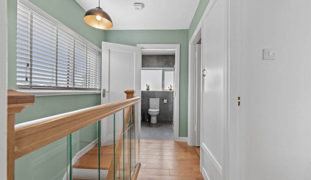10 Glenthorn Road - interior-21