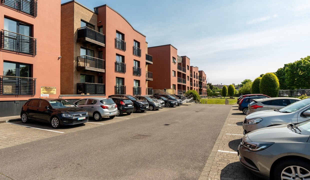 115 The Willows - exterior-4