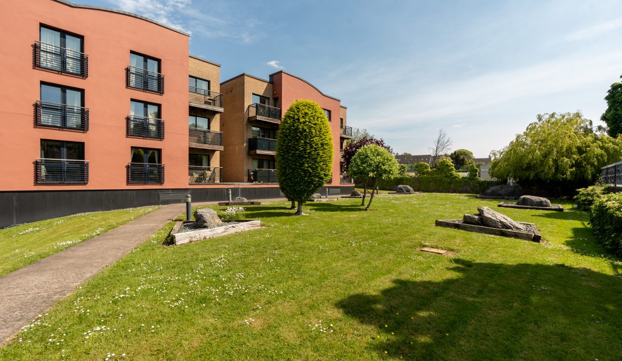 115 The Willows - exterior-8