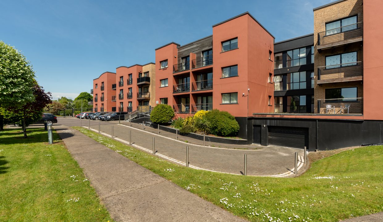 115 The Willows - exterior-9