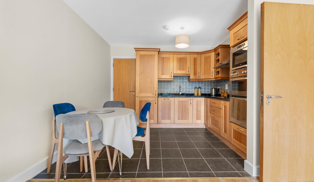 115 The Willows - interior-14