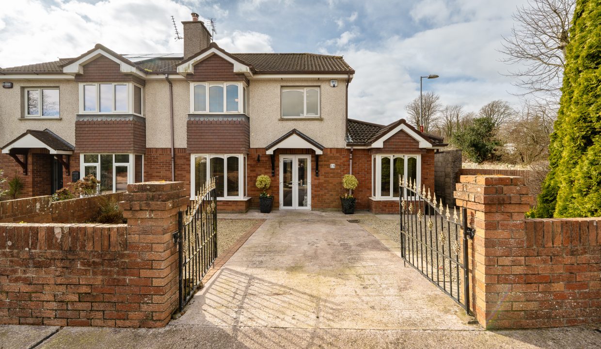 14 Gate Lodge - exterior-8