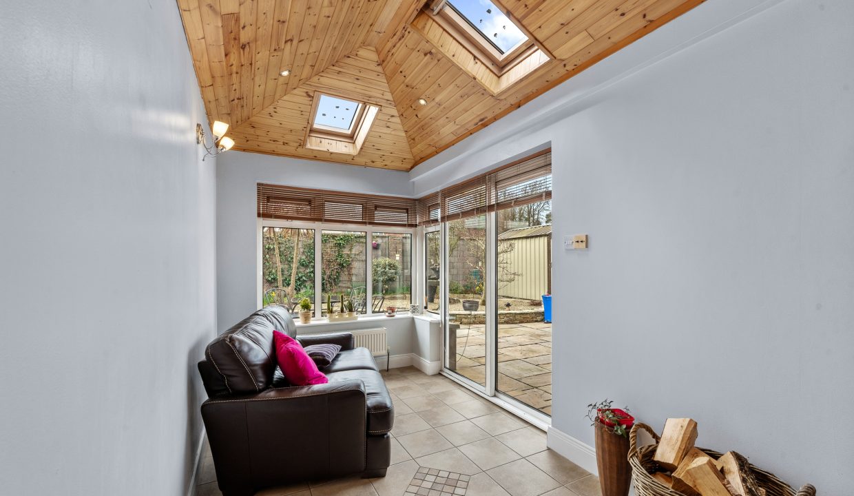 14 Gate Lodge - interior-11