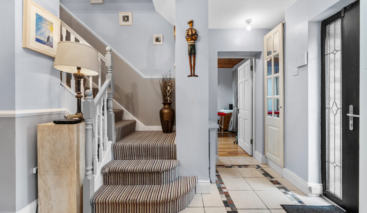 14 Gate Lodge - interior-2