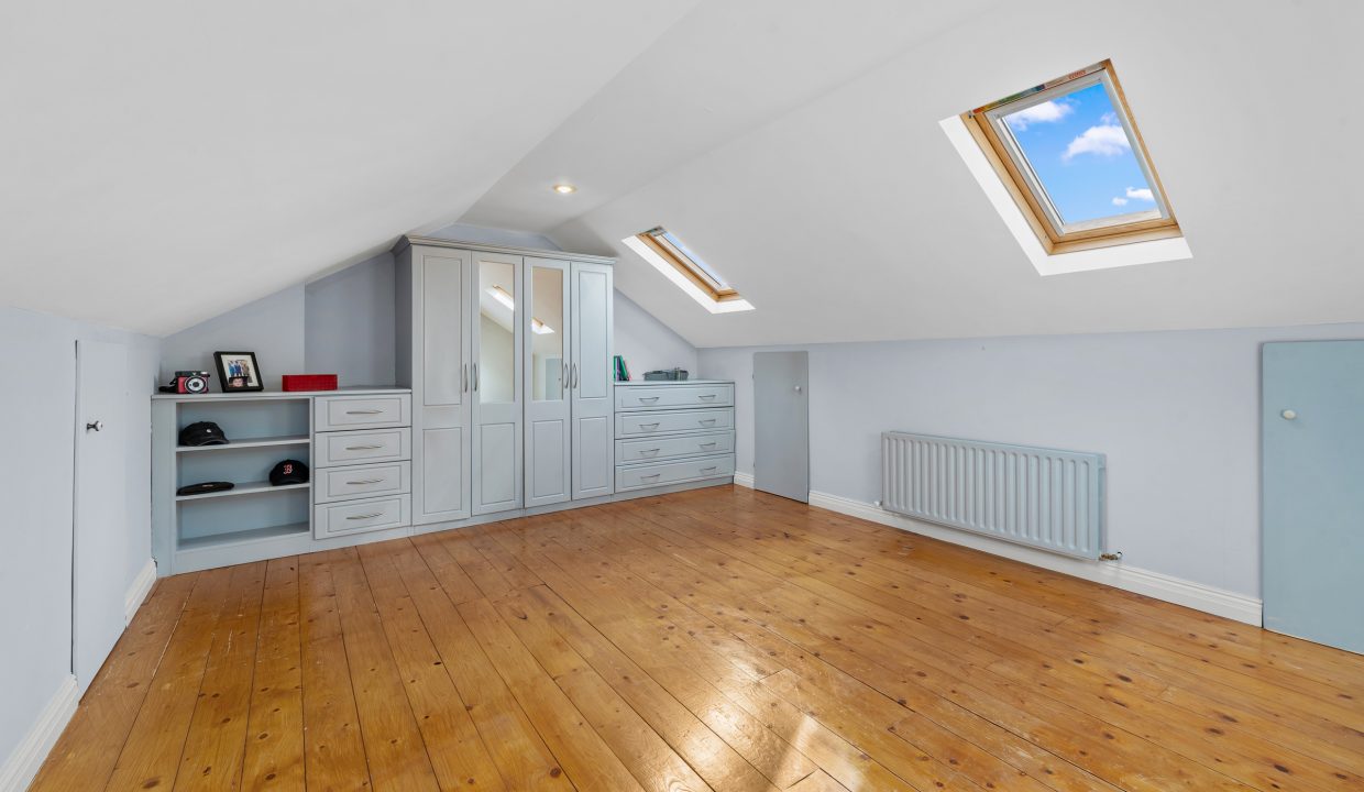 14 Gate Lodge - interior-40