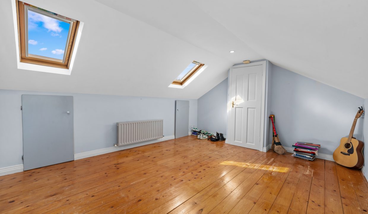 14 Gate Lodge - interior-41